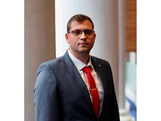 Dimitar Petrov: Montana'daki Eski Makine Teknik Lisesi Binası Üniversite İçin Ayrılmıştı