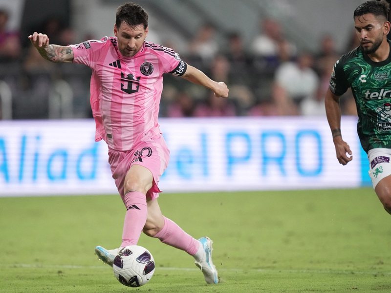 Messi, Babasının Vefatının Ardından Sahaya Döndü