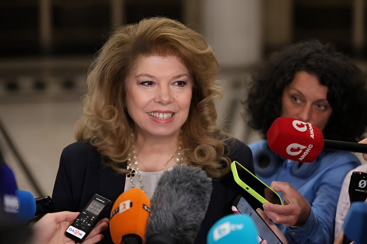 Yotova: Gençlerin geleceği onlara karşı sorumluluğumuza bağlı