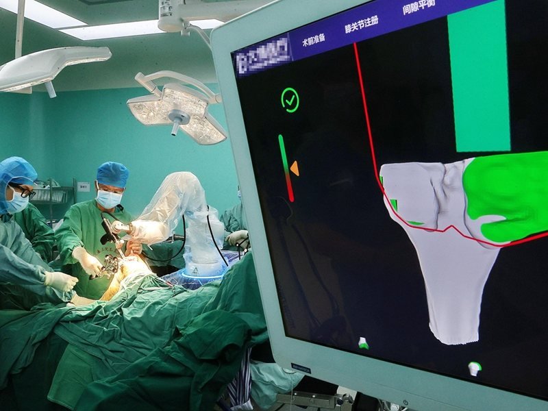 Çin'deki Eczanelerde Robotlar Görev Başında: Eczacıların Yükü Hafifliyor