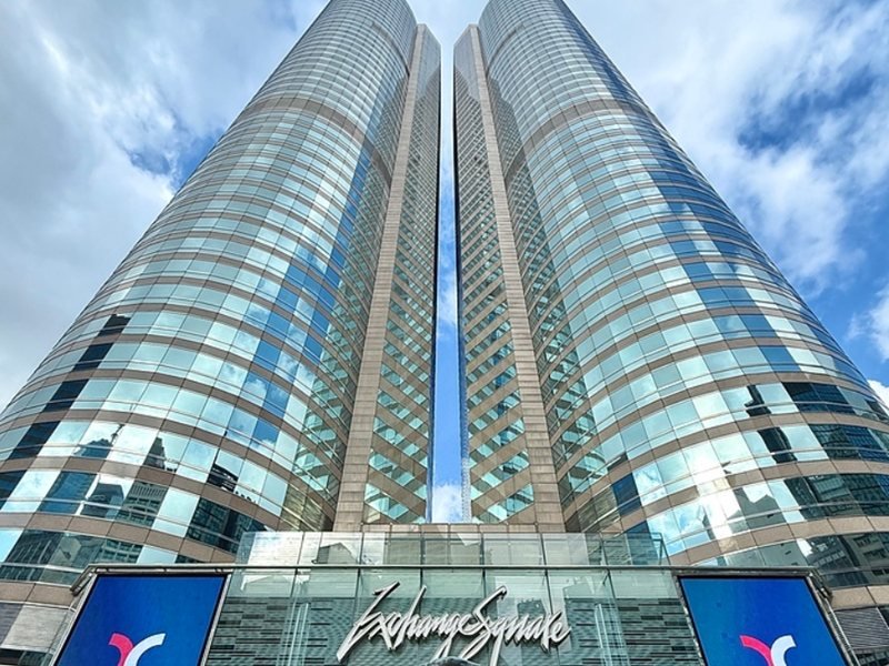Hong Kong Borsasında İlk Yarıyılın Verileri Açıklandı