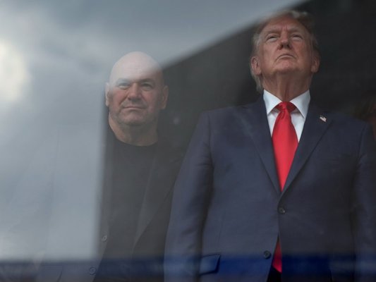 Trump Kanada ile Ticaret Anlaşmazlığı Nedeniyle Araçlara Yüksek Gümrük Vergisi Uygulayacağını Açıkladı