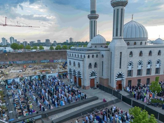 Avrupa'da Cami ve Kiliseler Dönüşümü