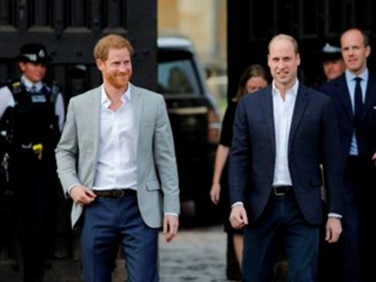 Prens William, kardeşi Harry ile barışmak istemiyor
