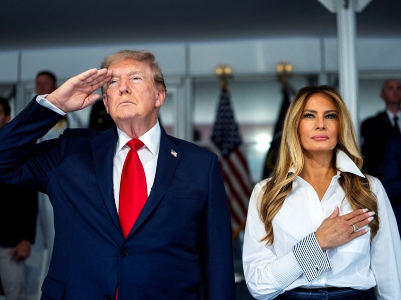 Melania Trump'un Kamuya Çıkması İçin Para Aldığı İddia Edildi