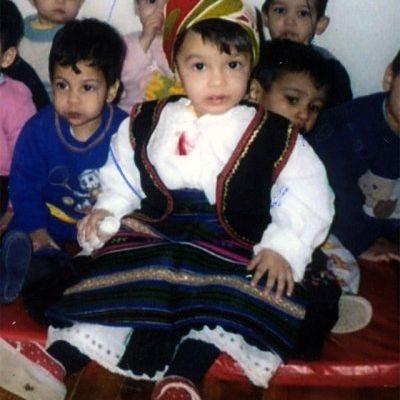 4 yaşındaki Mihayela Barakova çöplükte bir çarşafa sarılmış halde bulundu.