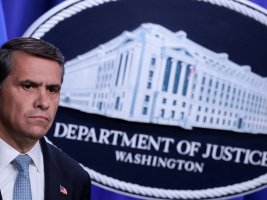 Trump'ın Eski Avukatı Todd Blanch Resmen Adalet Bakanı Olarak Yemin Etti