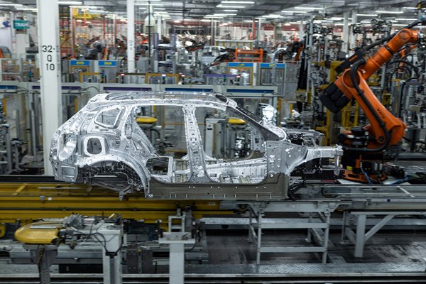 Каросериен цех в американския завод на BMW в Спартанбърг