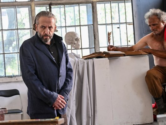 Bulgar Aktör Marius Kurkinski Yeni Filmde Melek Rolünde
