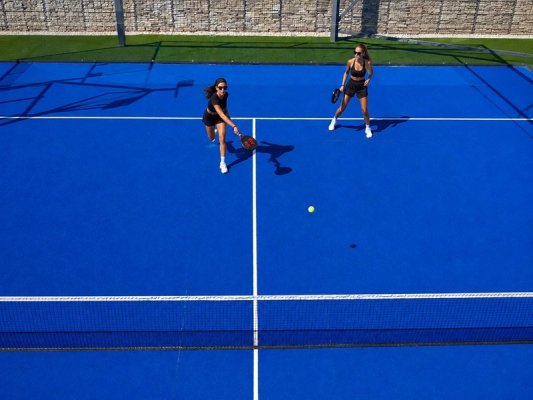 Grand Hotel Bansko'da Herkes Neden Padel Oynamak İstiyor?
