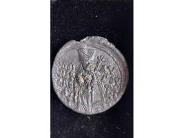 Perperikon'da Bulunan ve Çar II. İvan Asen'in Kayınvalidesi İmparatoriçe İrini Komnini'ye Ait Mühür Dünyada Yankı Uyandırdı