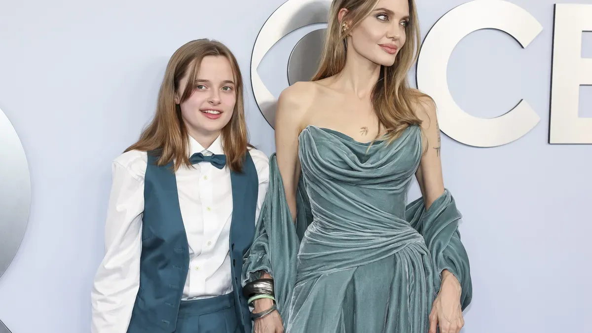 Pit ve Jolie'nin Kızı Vivian Babasının Soyadını Değiştirmek İçin Adım Attı