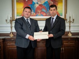 Bulgaristan'ın yeni Ukrayna Büyükelçisi Zlatin Krastev, güven mektubu suretlerini sundu