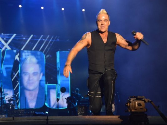 Robbie Williams 12 Milyon Paundluk Şvýcarsiya Emlak Yatırımını Kaybediyor