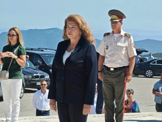 Cumhurbaşkanı İlayda Yotova: Kuzey Makedonya'daki Bulgarları Terk Etmeyeceğiz