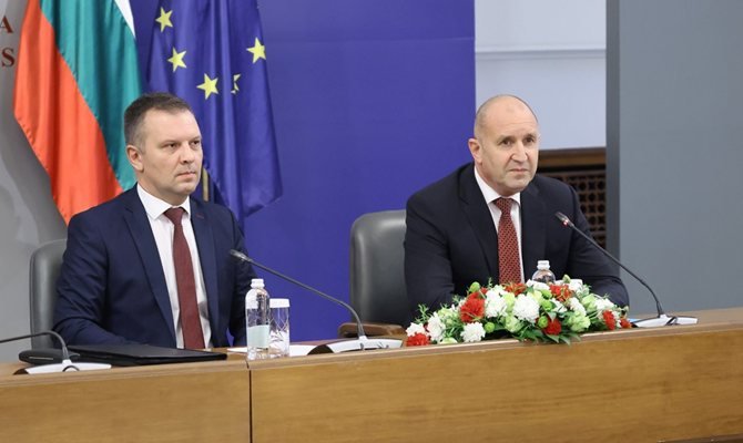 Bulgaristan'da Oligarşiyle Mücadele Planı: Finansal Kaynakların Sonu, Medya Aydınlatması