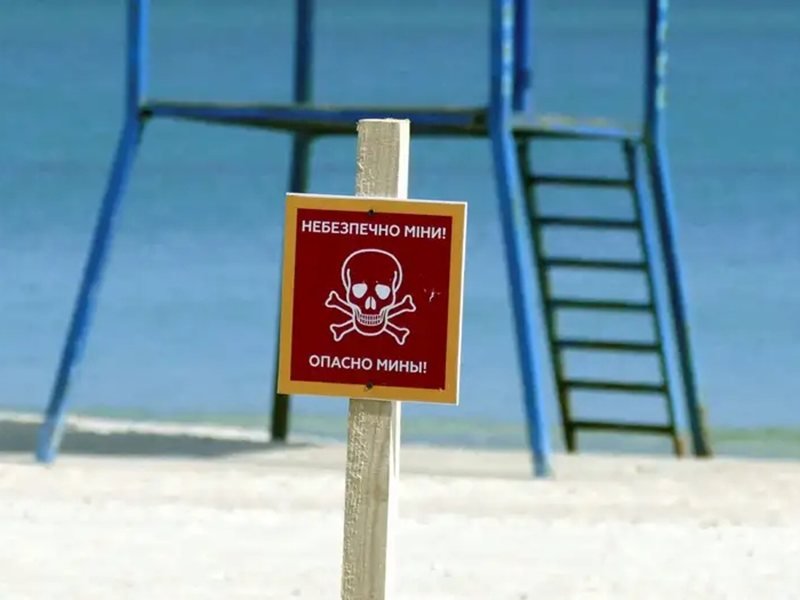 Odessa'da: Dronlar ve Rus Bombaları Altında Plaj Keyfi