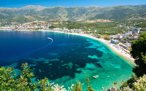 Arnavutluk'ta Turist Sayısı Yüzde 20,6 Arttı