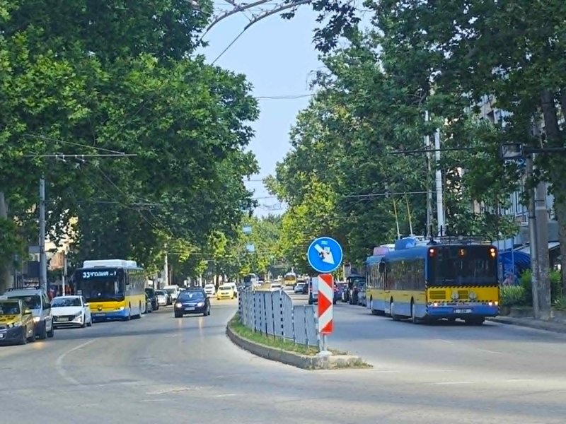 Pleven'de Toplu Taşıma Araçlarına Banka Kartı ile Ödeme