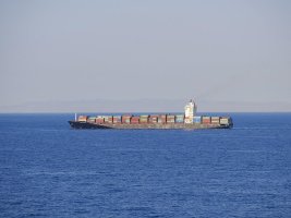 Yemen Sahili Yakınlarında Bir Ticaret Gemisi Saldırıya Uğradı
