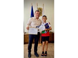 Penço Milkov, Genç Matematikçi Georgi Dimitrov'u Ödüllendirdi