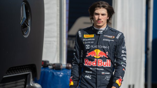 Nikola Tsolov'dan Formula 1 Çıkarması: 'Fırsatı Hak Ediyorum'