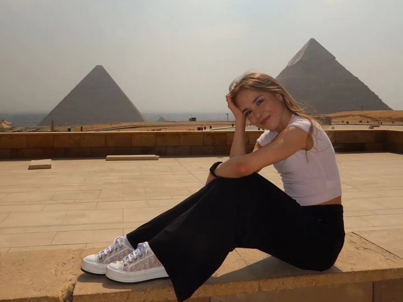 Dünya Şampiyonu Stilyana Nikolova Giza Piramitlerinde