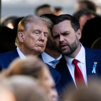 Trump Halefini Seçti