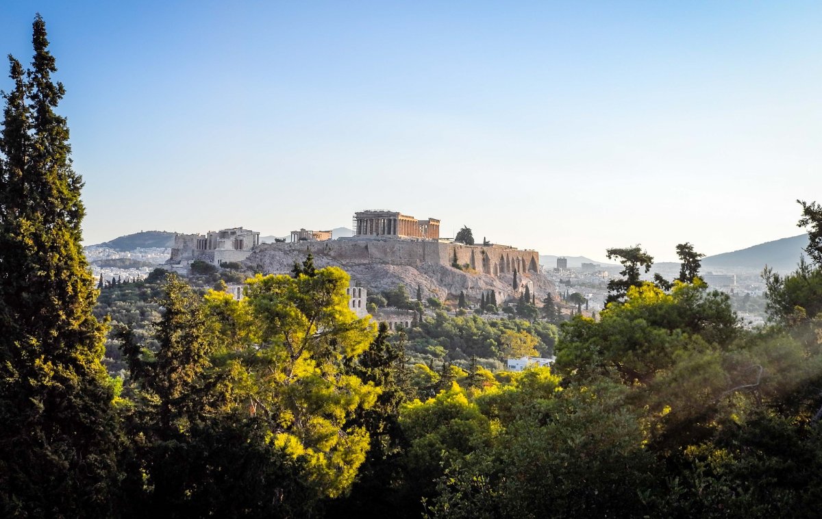 Yunanistan'da Turistlere Ücretsiz Gece