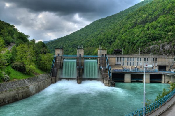 Bulgaristan'da Enerji Stratejisi 2050: Hidroelektrik Santrallerin Yeniden İnşası