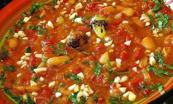 Kuzeybatı Bulgaristan'ın Mutfak Gururu: Yaz Lütikası