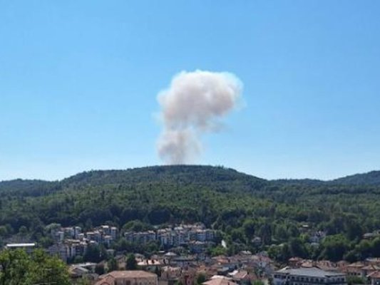 Tıravna Yakınlarında Askeri Fabrikada Patlama