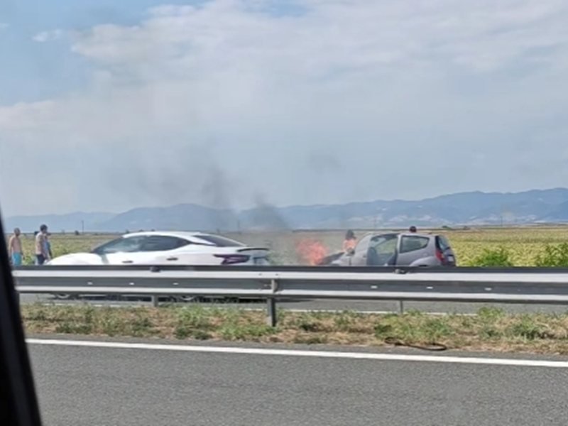 Yambol Yakınlarında Trafiğe Kapan bir Kaza