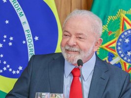 Brezilya'da Başkan Lula'nın Rio Karnavalı'ndaki Şovuna Dava Açılıyor