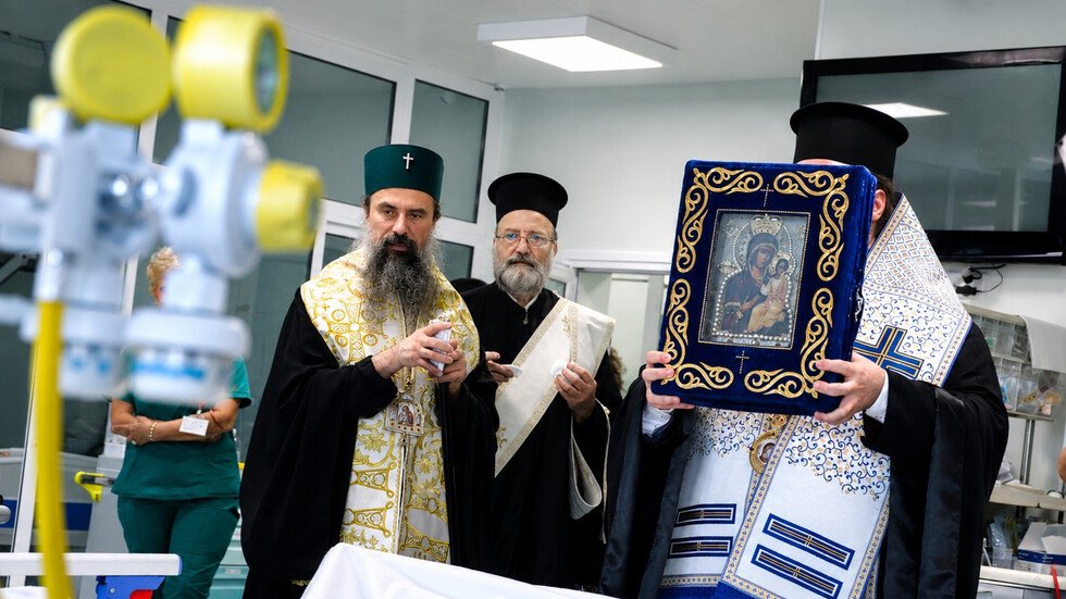 Hawai İkonu Askeri Tıp Akademisi'ne Getirildi, Patrik Daniil'den Kutsama