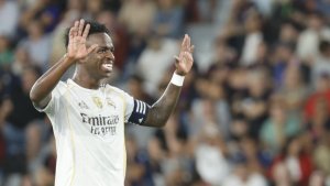 Vinicius Junior'in Geleceği Belirsiz: Kritik Görüşmeler Kapıda