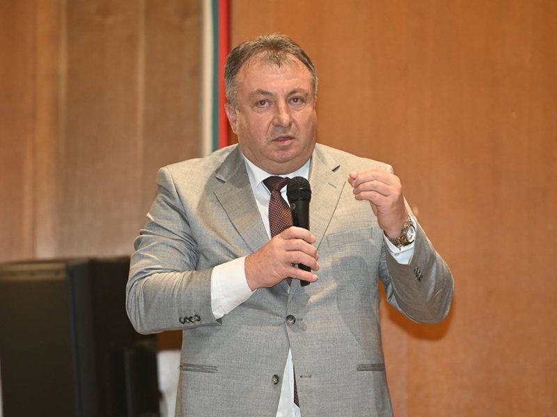 Şumen Belediye Başkanı İliyana Yotova'nın Başkan Adayı Olmasına Destek