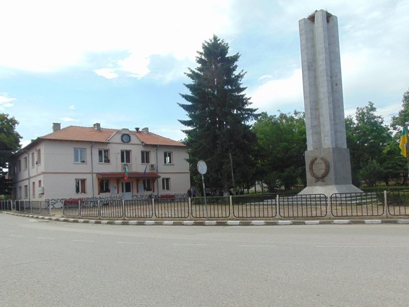 Asenovgrad'da Poşta Çalışanı Çiftlere Ait Emekli Maaşlarını Çaldı