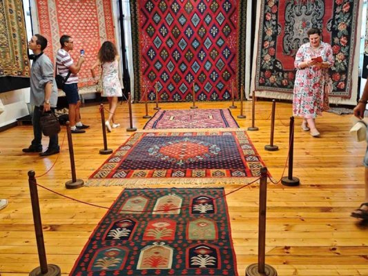 Bulgaristan'da Ulusal Bir Zenginlik: Kilim Sanatı