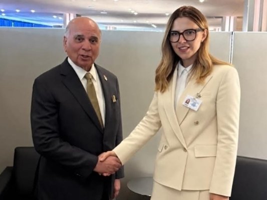 Velislava Petrova Avrupa, Yakın Doğu, Afrika ve Asya'dan ortaklarla görüşmeler gerçekleştirdi