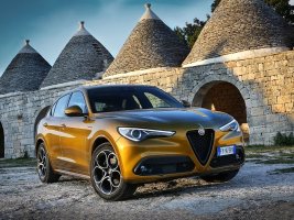 AB bir geleneğe son veriyor: Alfa Romeo plakayı merkeze taşıyor