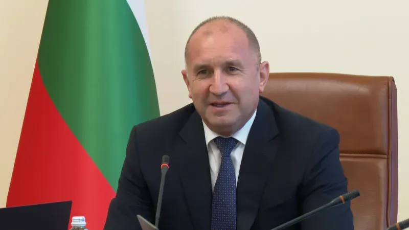 Radev'den yolsuzluğa karşı keskin darbe