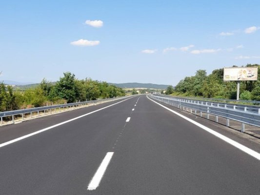 Sofya Bölgesi'nde 'Struma' ve 'Trakya' Otobanlarında Biçme Çalışmaları Nedeniyle Trafik Değişikliği