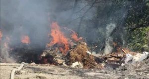 Mezdra'nın Merkezindeki Kaçak Çöplükte Yangın
