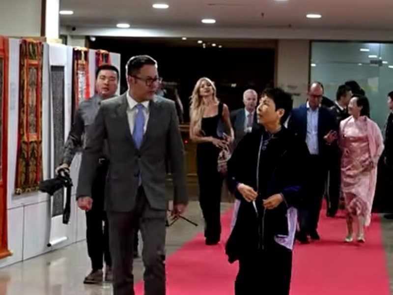 77 yıl Çin Halk Cumhuriyeti ve 77 yıl dostluk: Çin büyükelçiliği misafirlerini Sofya'da topladı