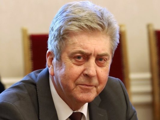 Georgi Pırvanov: Halkın Yotova'yı benimsediğini görüyorum, Bulgar kadın cumhurbaşkanına hazır