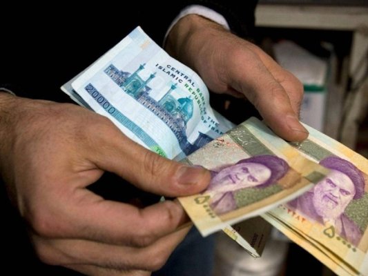 İranlılar Ekonomik Savaşın Baskısı Altında... Öfkeleri Patlayacak mı?
