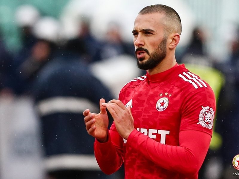 Georgi Yomov futbola döndü