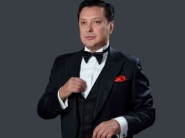 Vasil Petrov ilk senfonik albümünü ve uzun çalar plak yayınlıyor