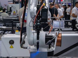 Çin 2025'te dünyada yeni kurulan endüstriyel robotların %59'unu kurdu